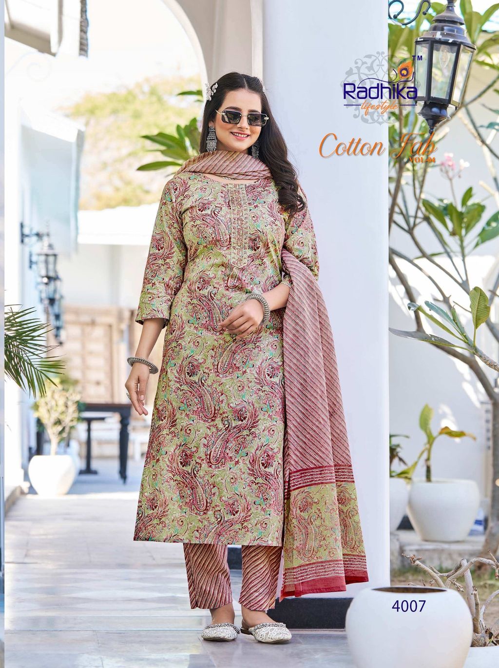 f8d6475a-9575-4ceb-b6cf-56b1a80214e1-4