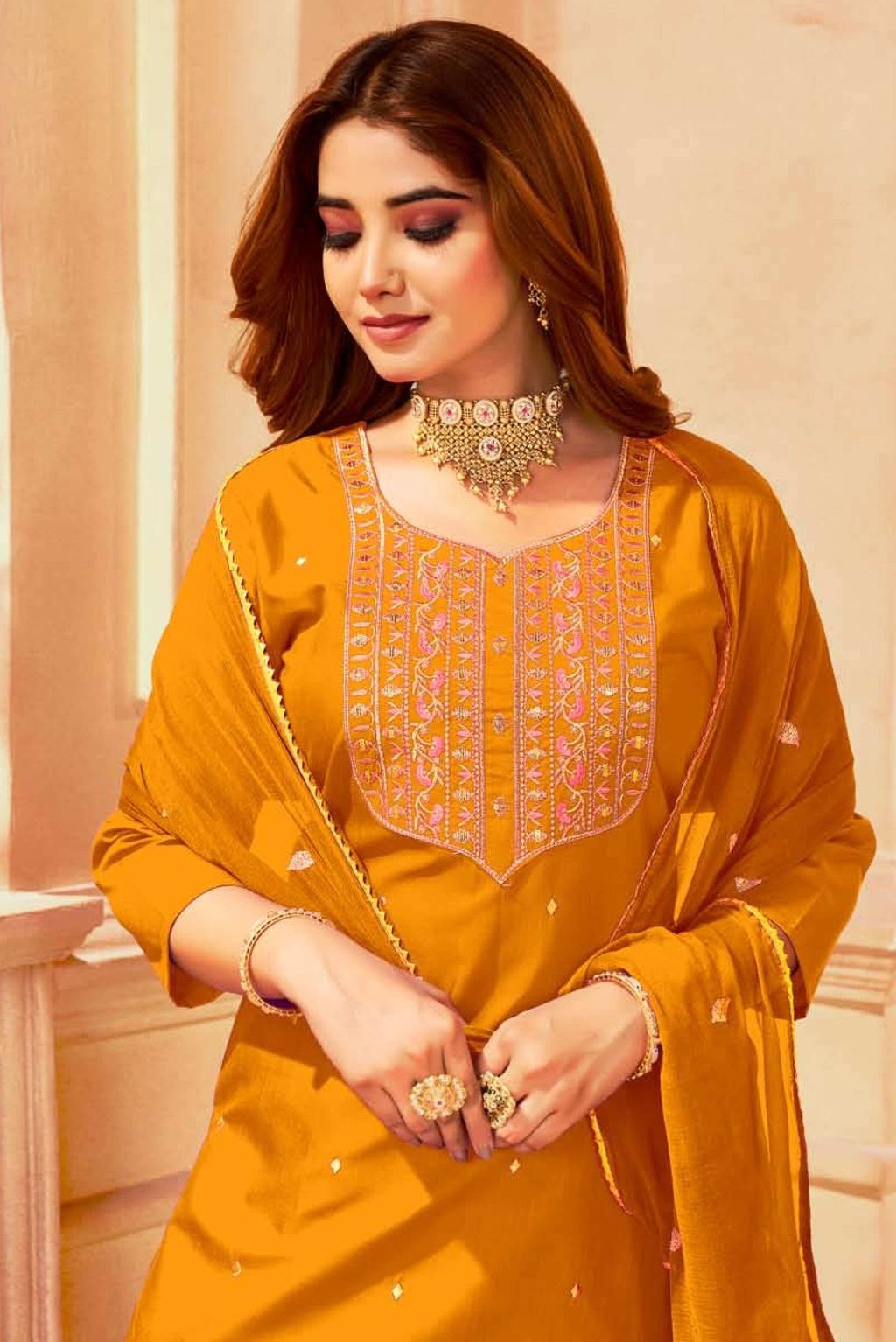 7924c038-9b86-4be5-a247-833d4e6b4c47-4