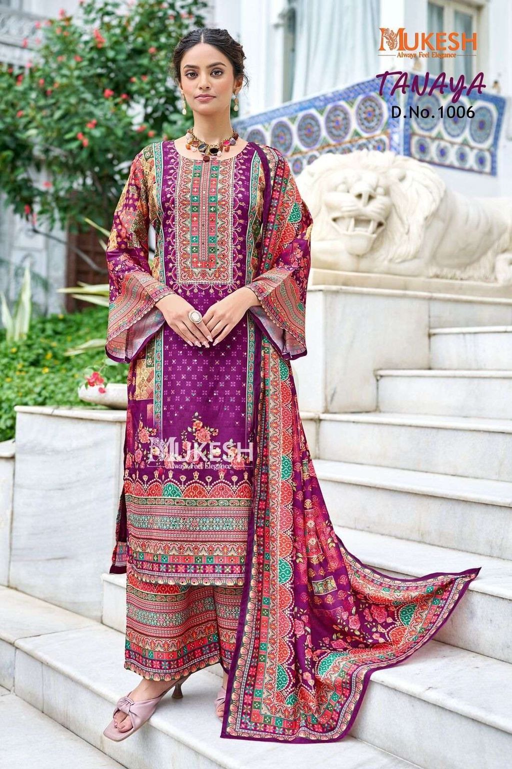tanaya-by-mukesh-in-pure-crape-silk-digital-print-with-full-micro-inner-11-2025-08-26_17_24_11