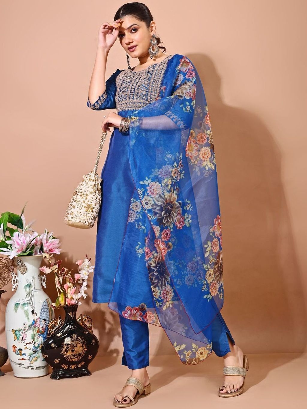 imgi_81_OlzNM0DO_037d1f7d3783493a9041eb36d3383b09