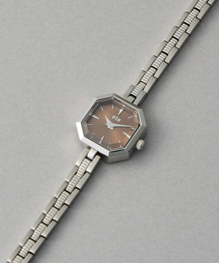 trim_fce_item68fb3d0736d93