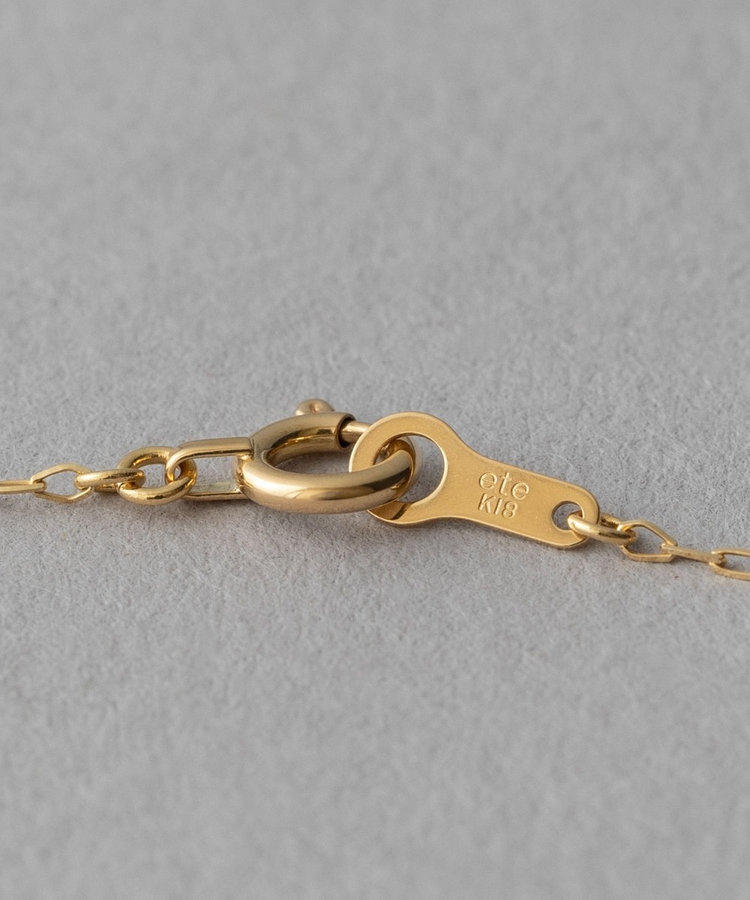 trim_fce_item651523eca2817