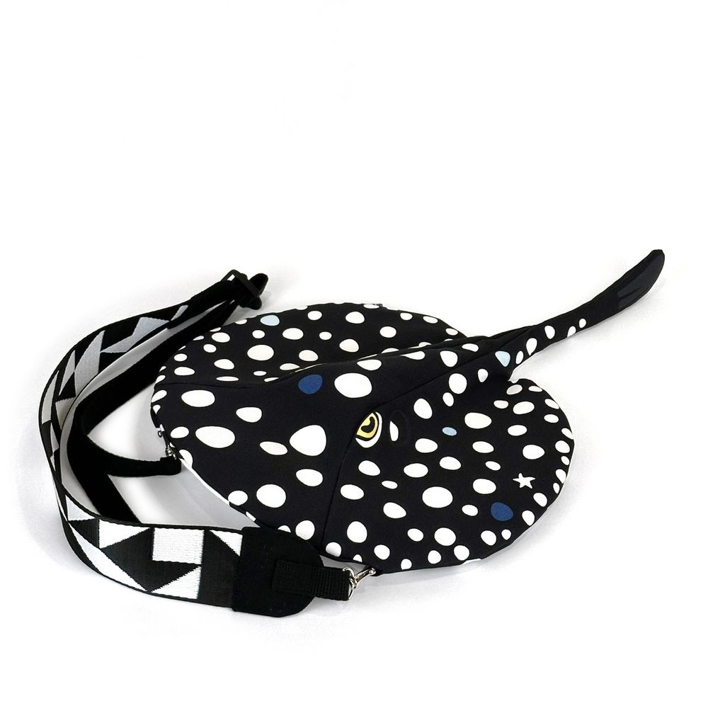 黑白魟造型肩背包