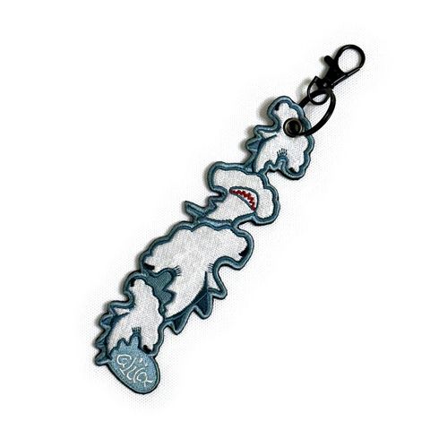 雙髻鯊造型吊牌