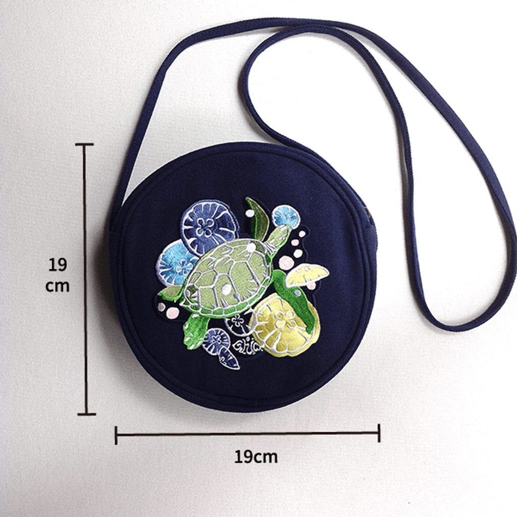 海龜刺繡肩背包