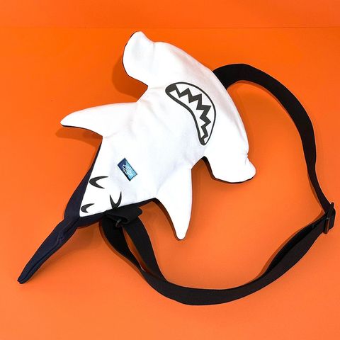 雙髻鯊造型肩背包