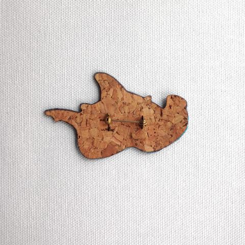 雙髻鯊造型別針