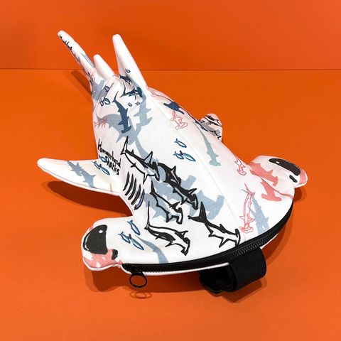 雙髻鯊造型肩背包