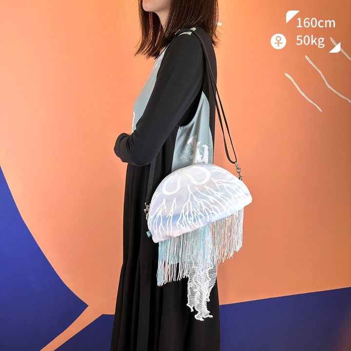 水母造型肩背包