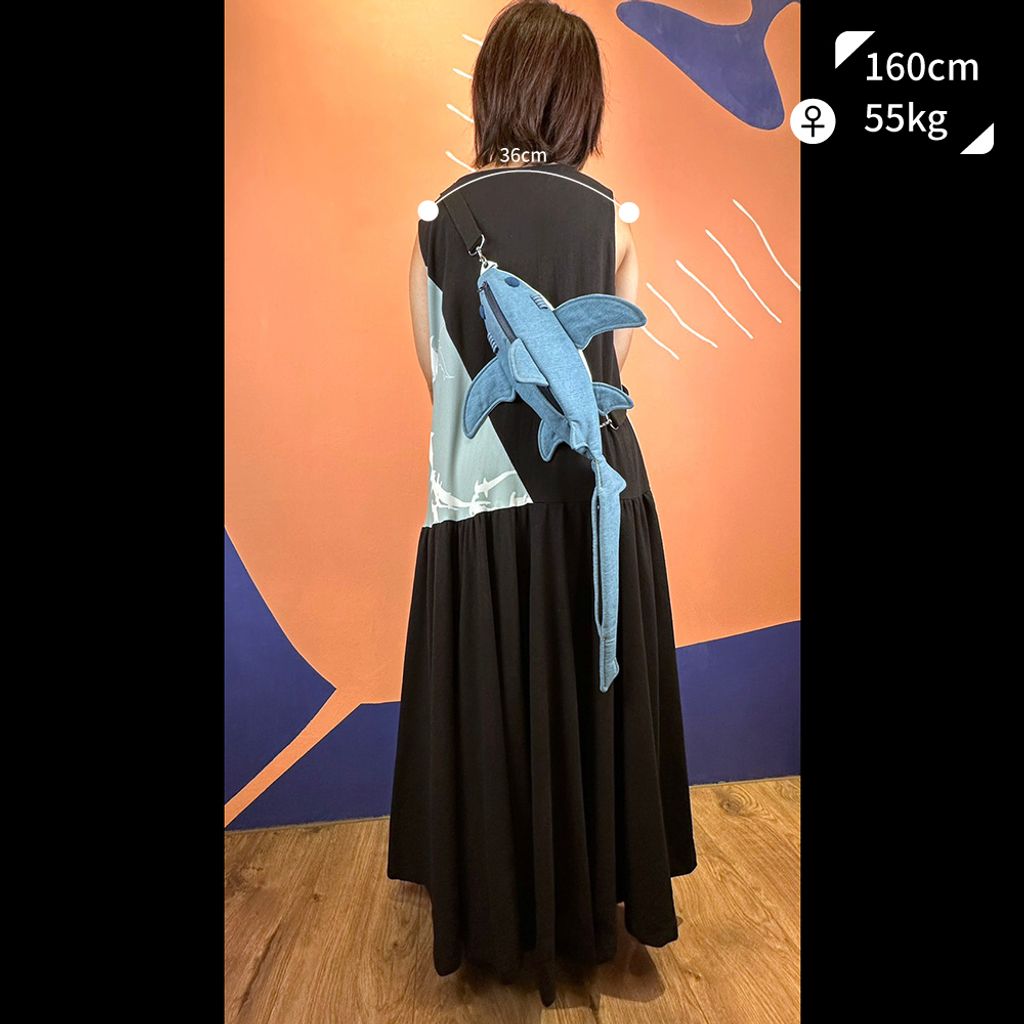 長尾鯊造型肩背包