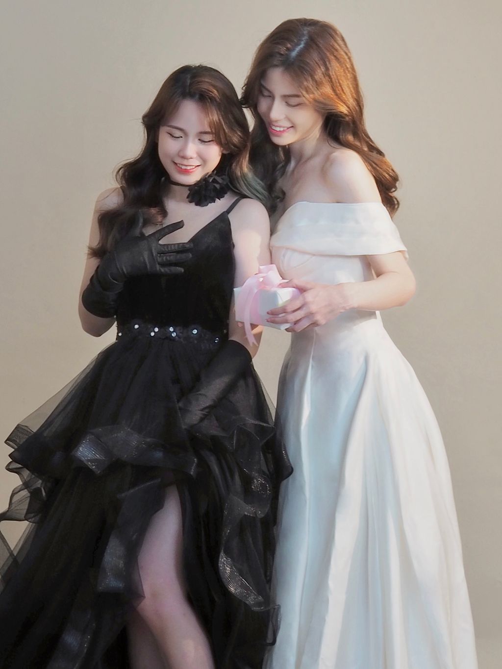 2317A4CB-B8C7-4D80-931E-86747B14FBB1