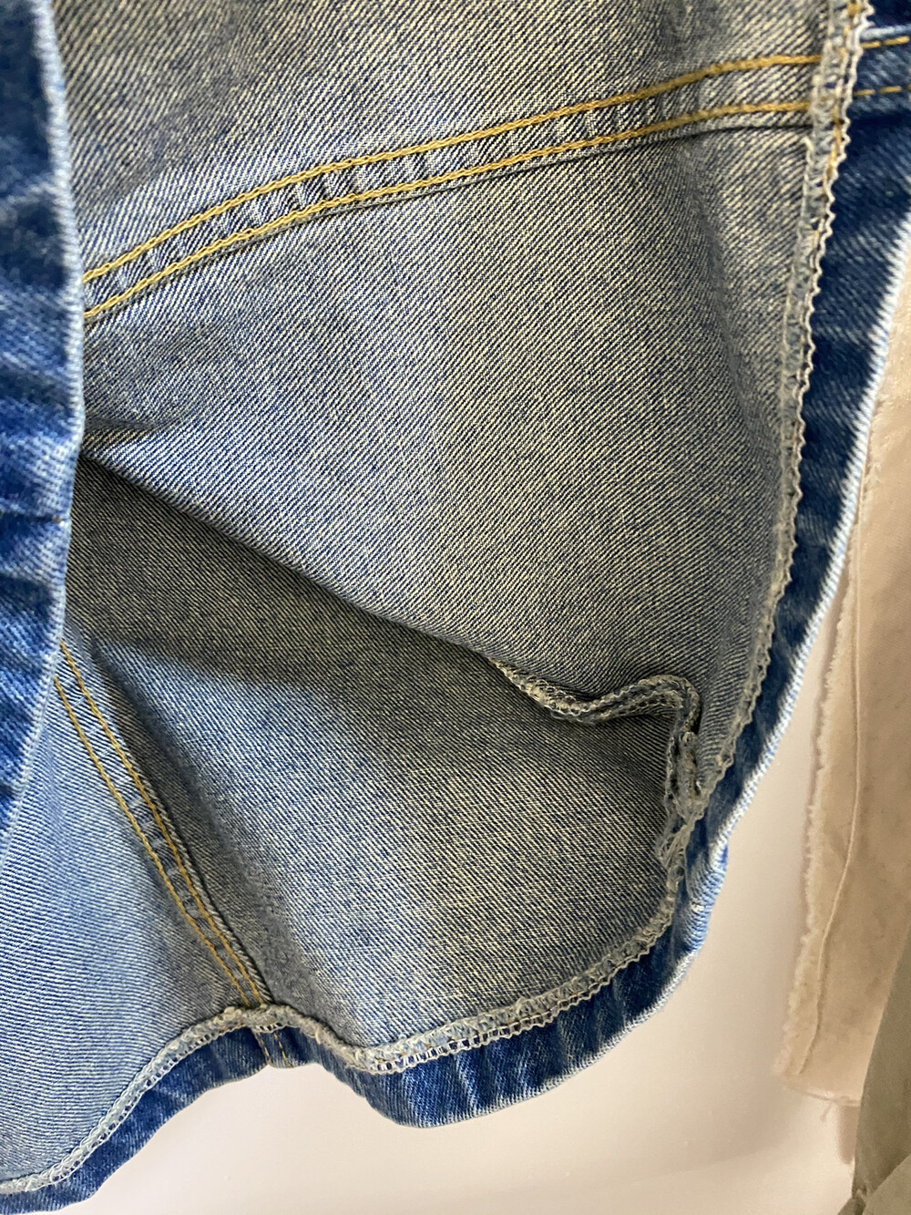 9EA527A9-38D9-453F-9743-FCEA3B5EE73F