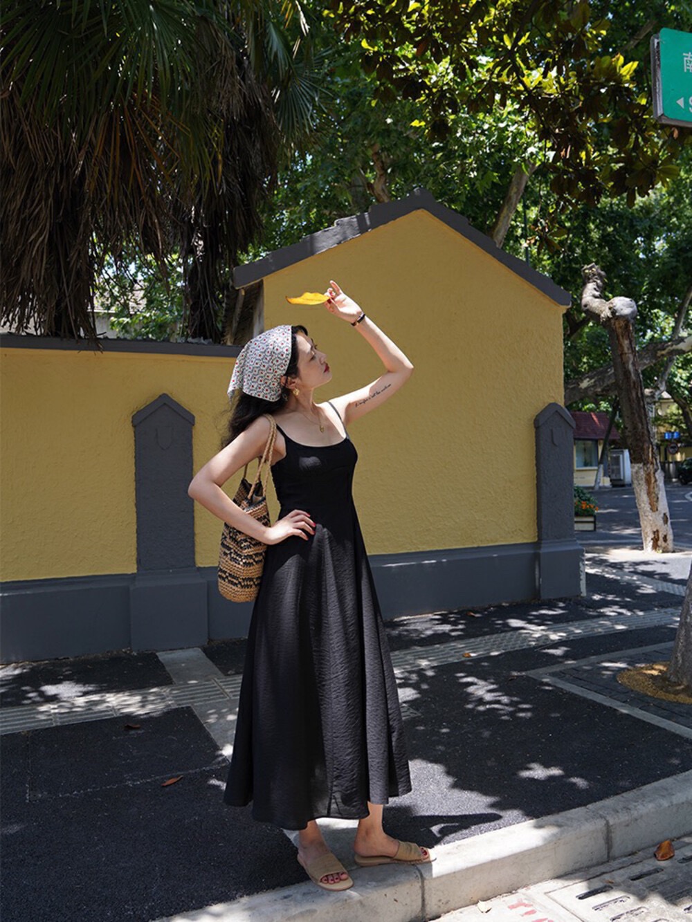 8FA4F741-13EE-4C10-ABC0-F9B30001CEF5