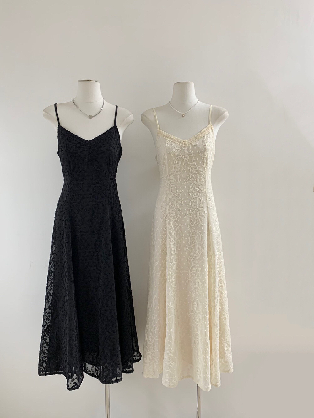 C8B55F8C-73C1-4DA4-804F-45CF9380BACA