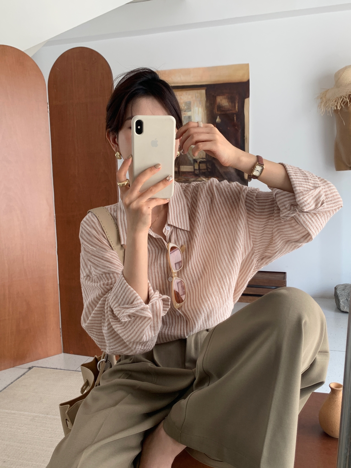 9B6D432E-FD09-43FD-A6AE-1A76C3BA8C7F