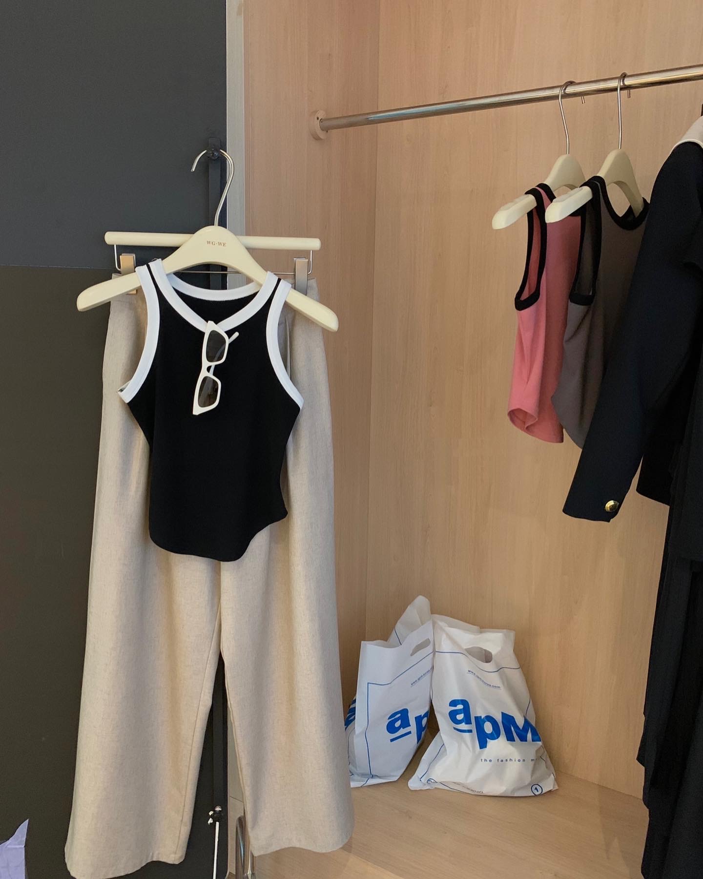 EA35EFB7-0C56-4AB5-873B-76A3C044111C