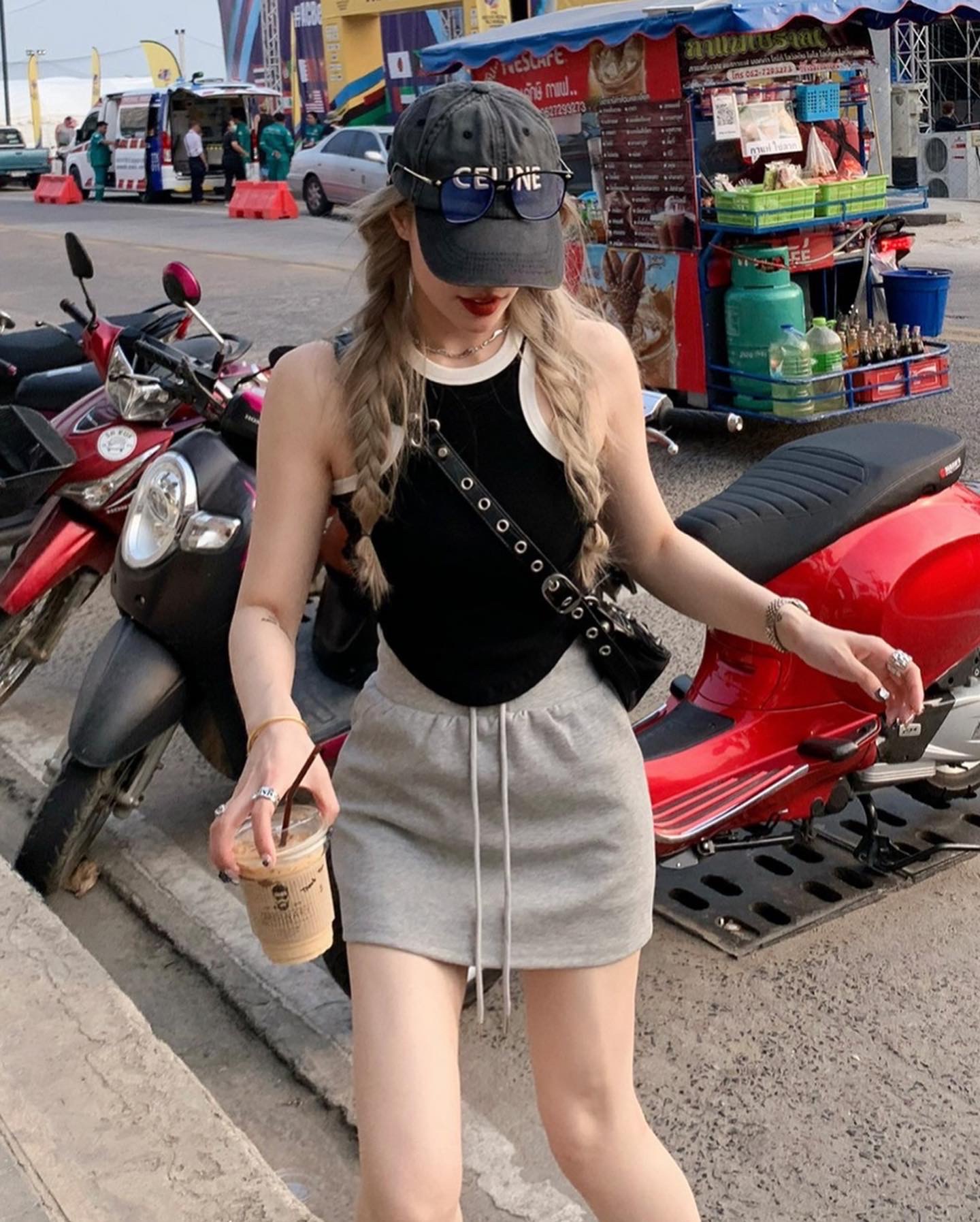 47FA9E5F-0B24-4742-9F98-EAA6FFF8B287