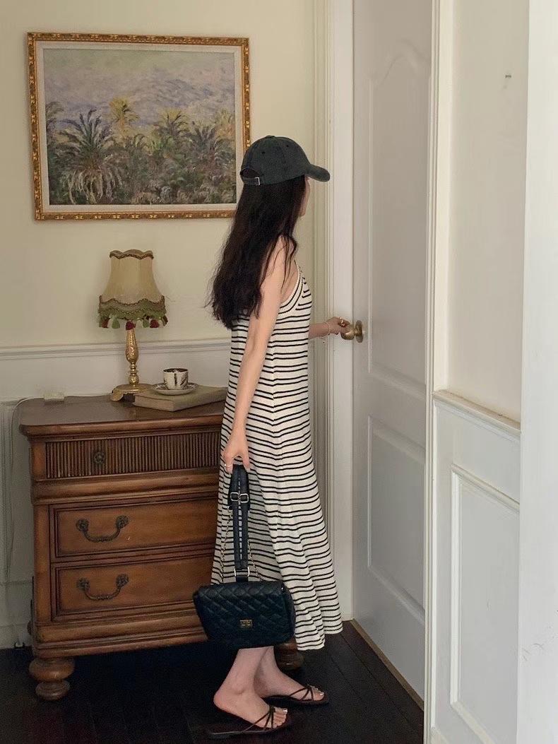 3007F877-6DBA-48B4-AE6F-42BE579D4519