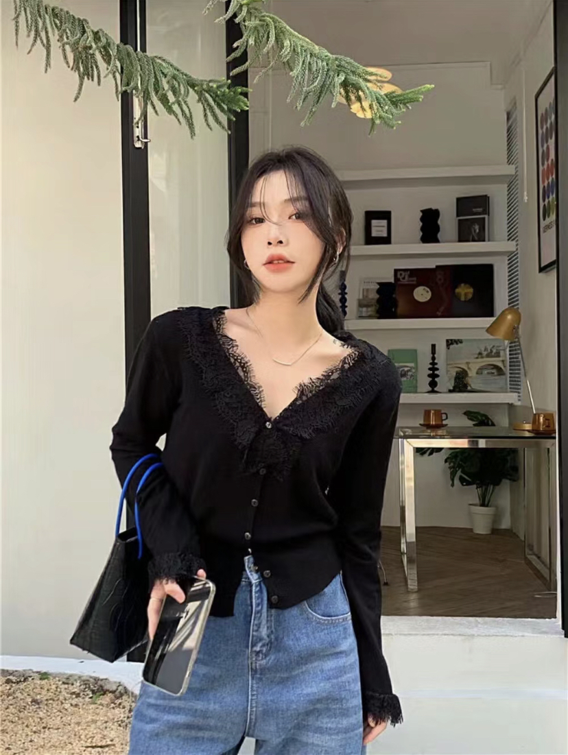 560C93B4-93BF-4ACB-9AF1-CD9CB7F3206B