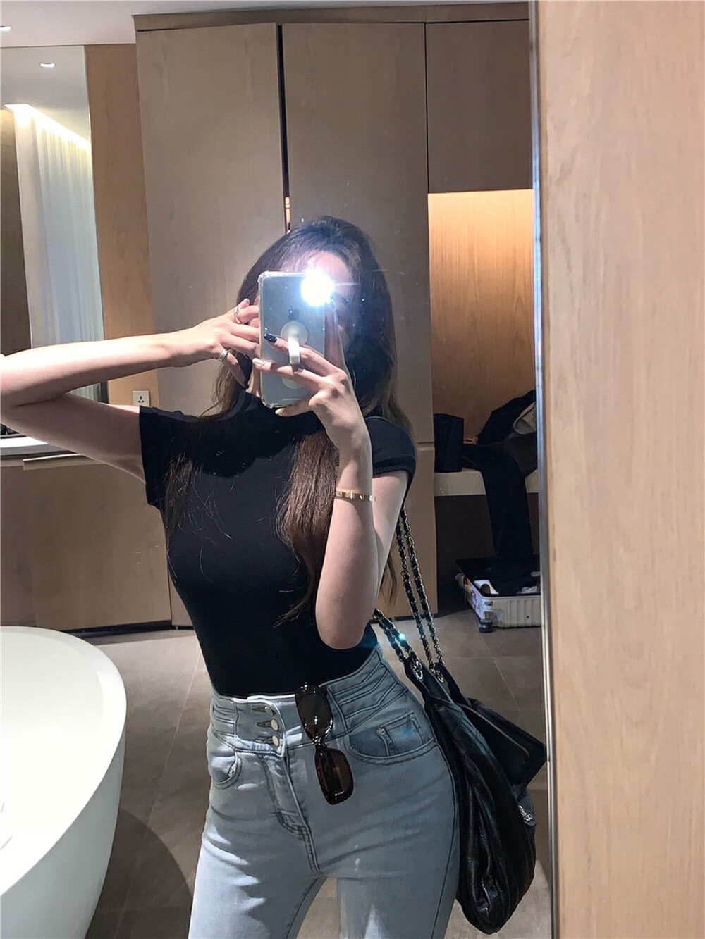 8D877529-E428-4795-94ED-861EB09FACD3