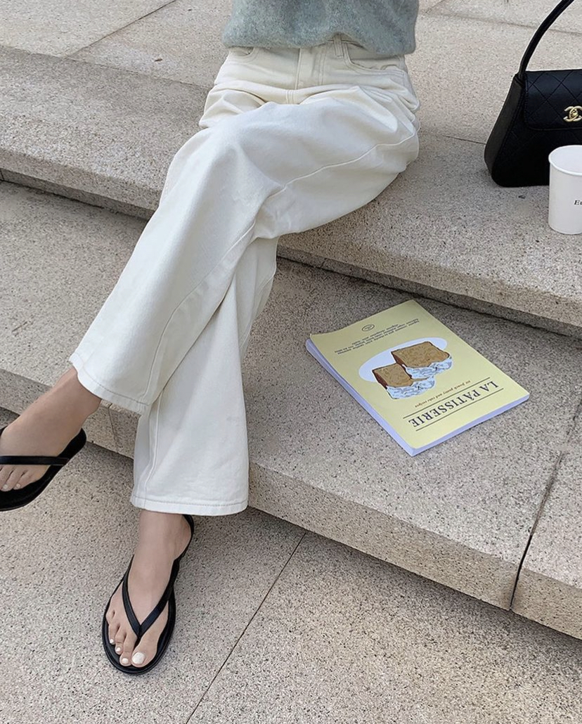 FC1DEE86-7C71-4C13-A0A2-A7B22CEEF0AF