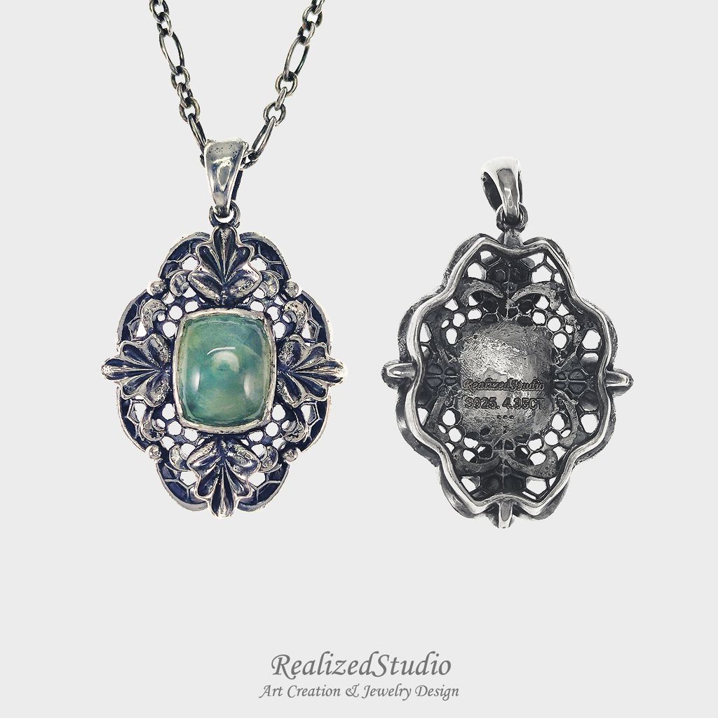 P21Q24n286b Prehnite 010-2