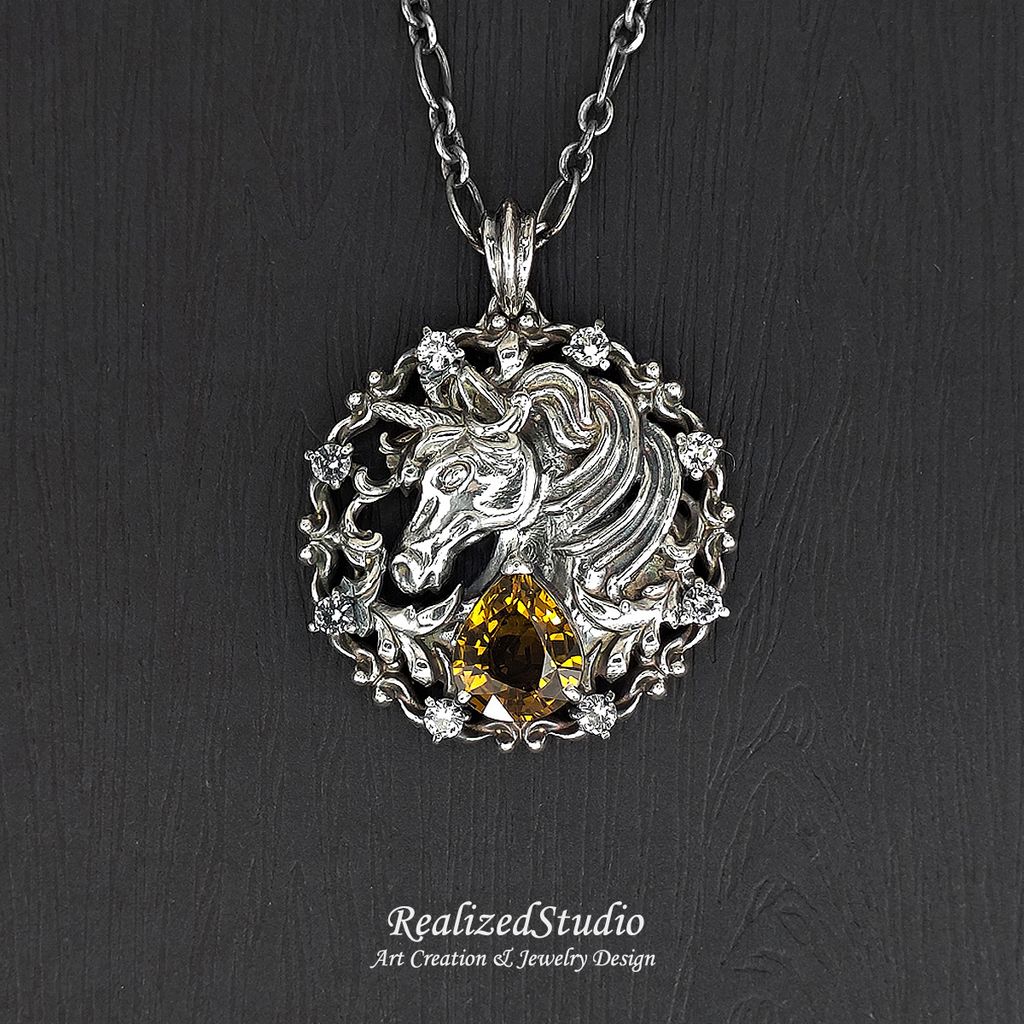 P26105n101 unicorn horse talisman 28mm Tourmaline golden yellow rzsk 001v2