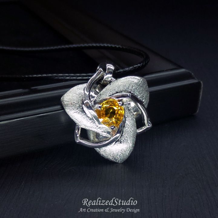 P13701-05 1.9ct yellow zircon 001