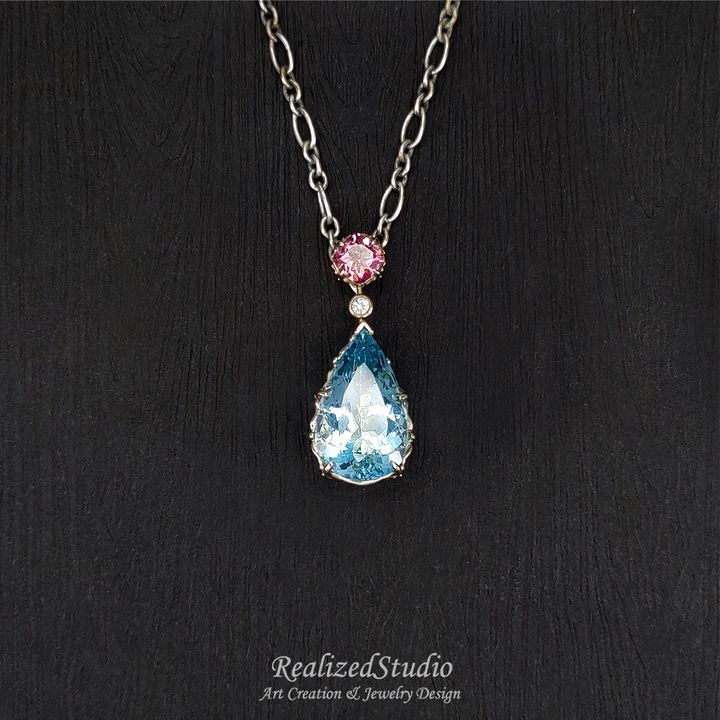 P22619n247 howl pendant 003