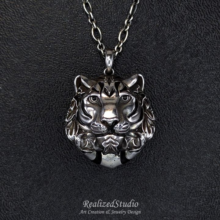 P22128 tiger pendant 001 rzsk tiger-head-silver-pendant RealizedStudio Jewelry