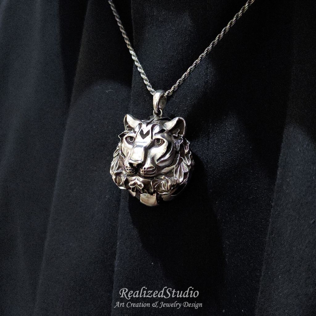 P22128 tiger pendant 005