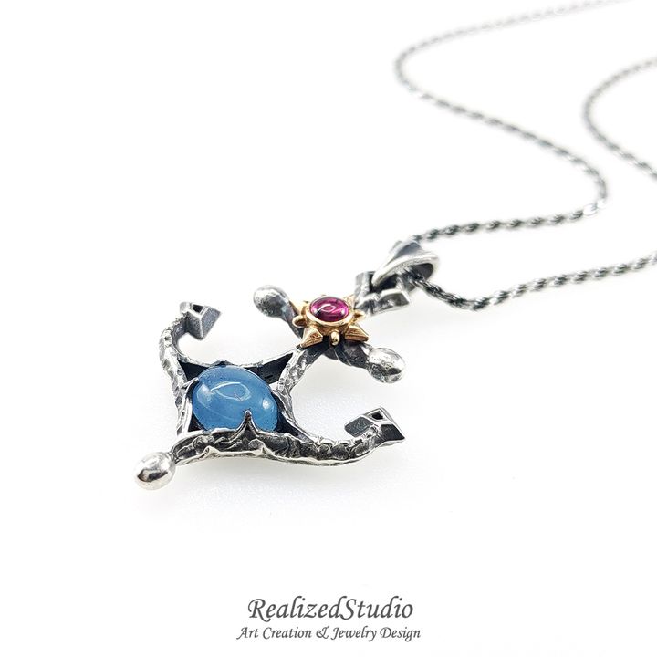 P22806n235d 009 anchor-motif-silver-pendant-aquamarine RealizedStudio Jewelry