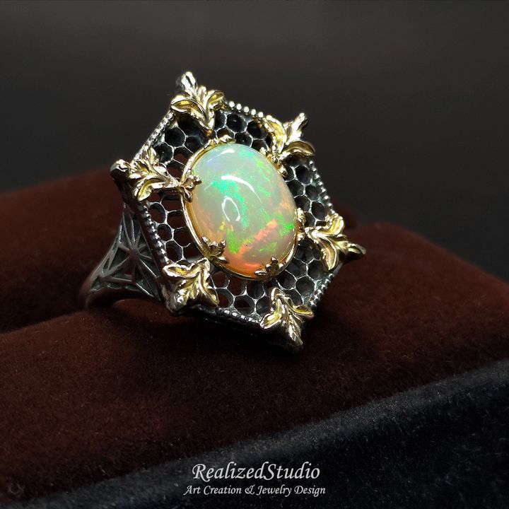 R23Q02 011 opal signet ring tulle snowflake design RealizedStudio Jewelry