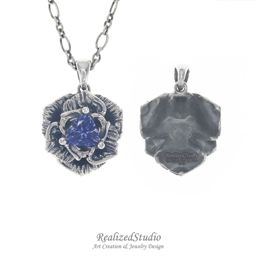 P24427n5 Blue Rose Lolite pendant rzsk 010