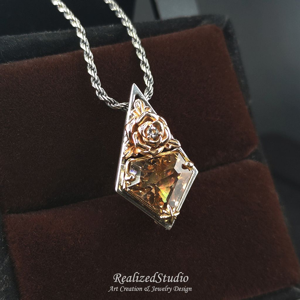 P24428n302 Golden Rose Empire Topaz Pendant 002