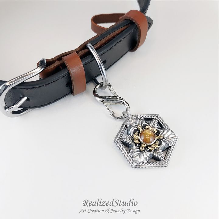ZHP24802 lily trillium tag pendant 003