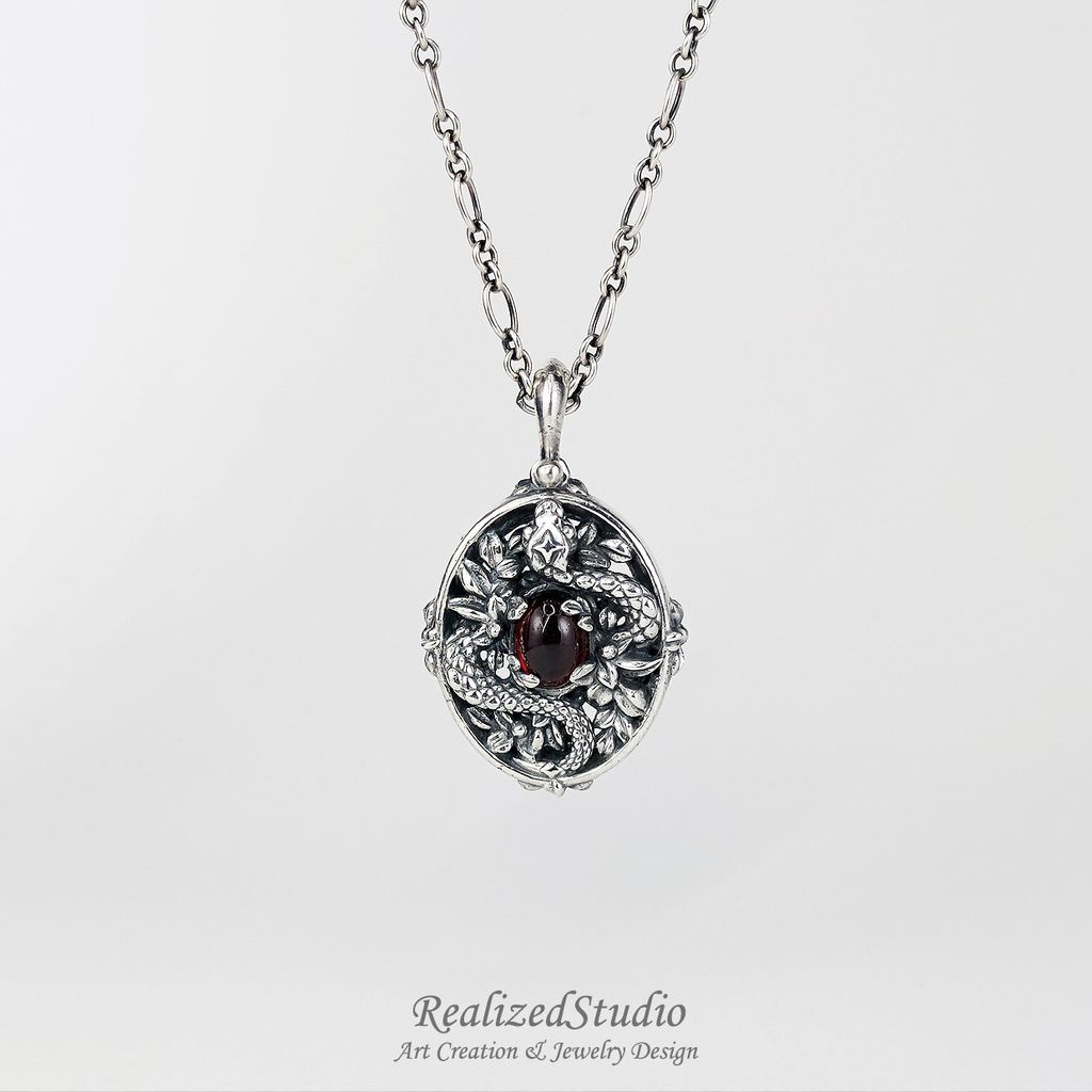 P25101n16 snake garden pendant garnet red rzsk 009