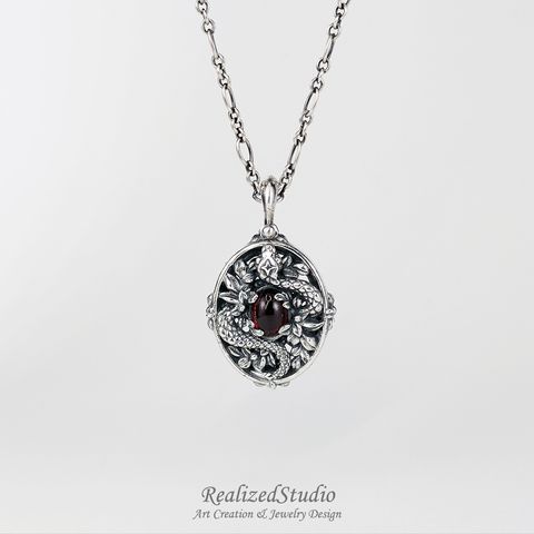 P25101n16 snake garden pendant garnet red rzsk 009