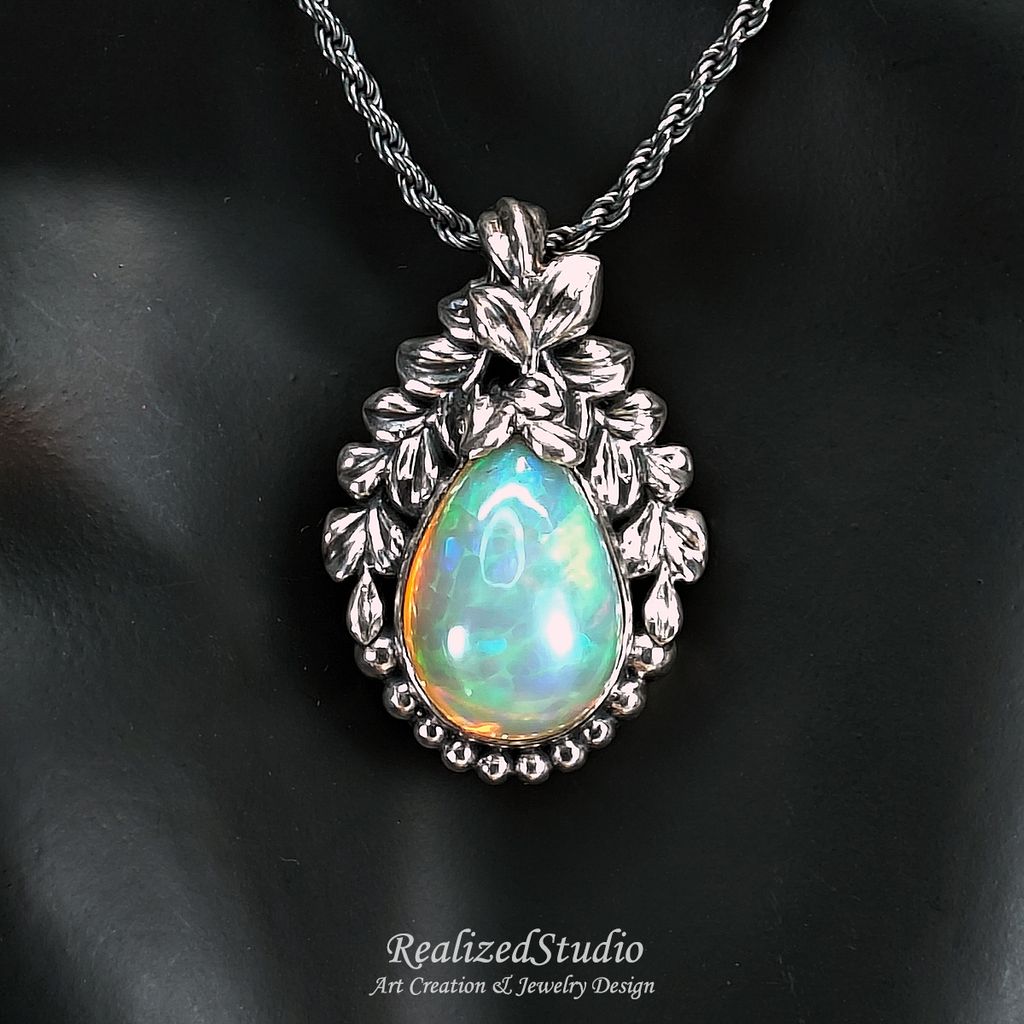 P25Q12n252 verduxo dew opal silver pendant vine leaf retro design 009