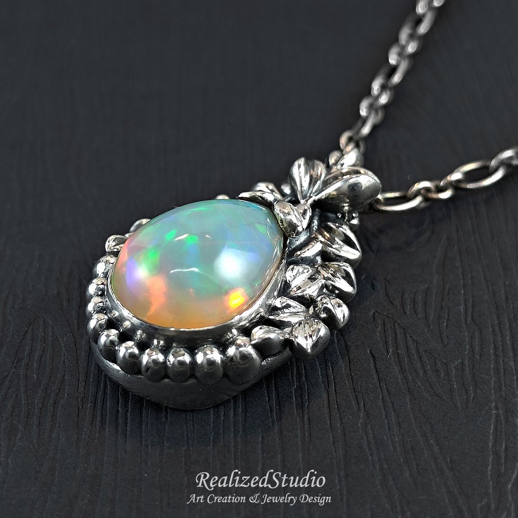 P25Q12n252 verduxo dew opal silver pendant vine leaf retro design 004