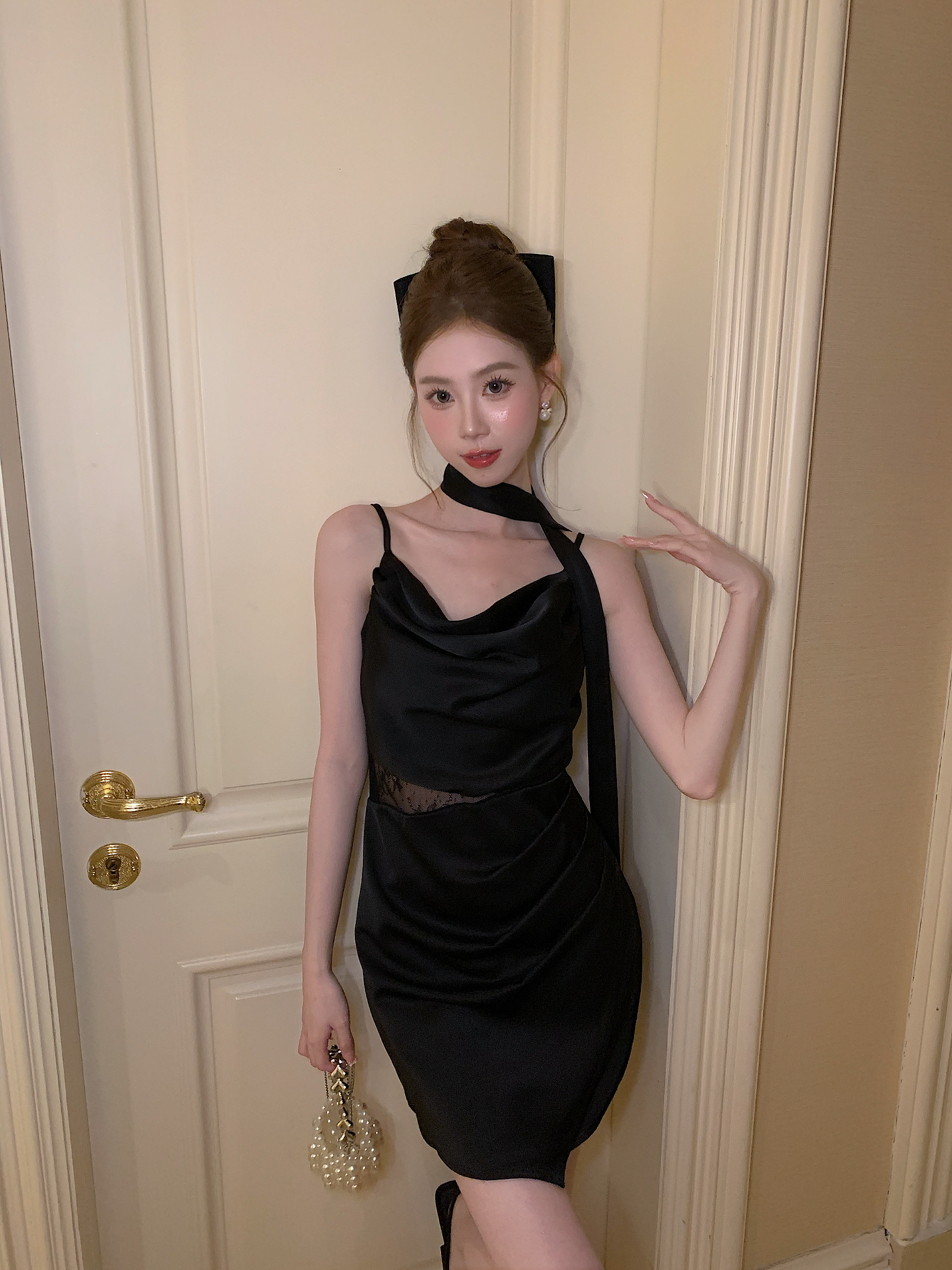 𝑩𝒆 𝒚𝒐𝒖𝒓 𝒐𝒘𝒏 𝒑𝒓𝒊𝒏𝒄𝒆𝒔𝒔. | Flora Studio