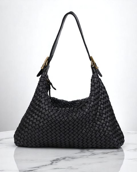 product_c784_black_1-Photoroom