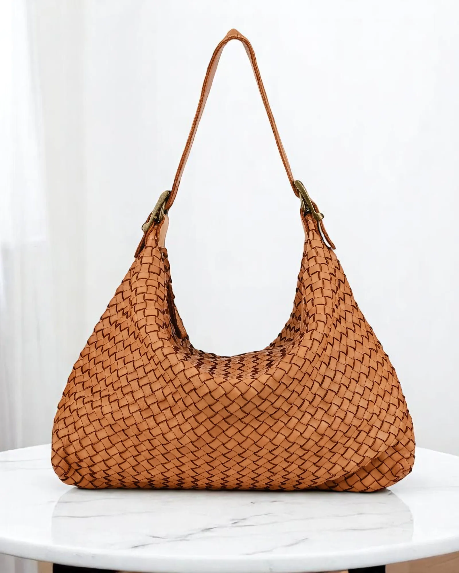 product_c784_cognac_1-Photoroom