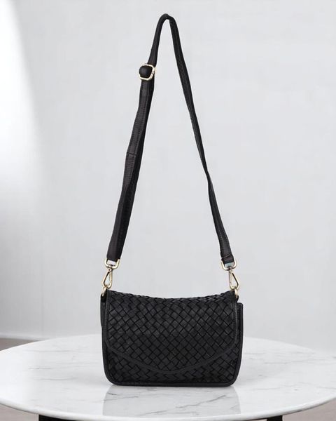 product_a548_black_1-Photoroom