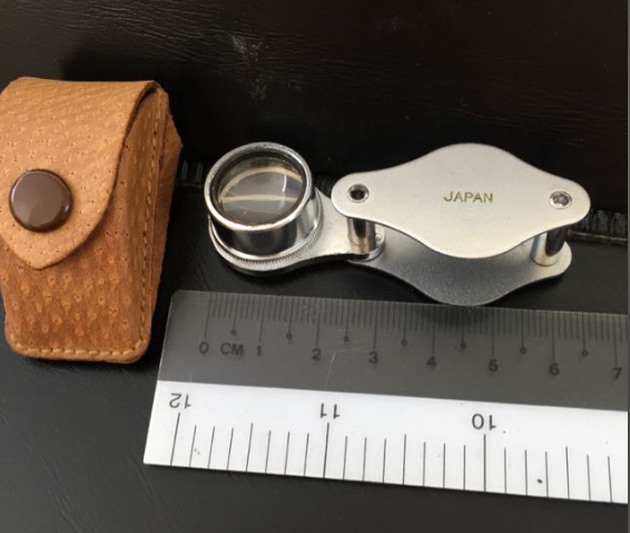Japan Pocket Achromatic magnifier 20X with cover.PNG