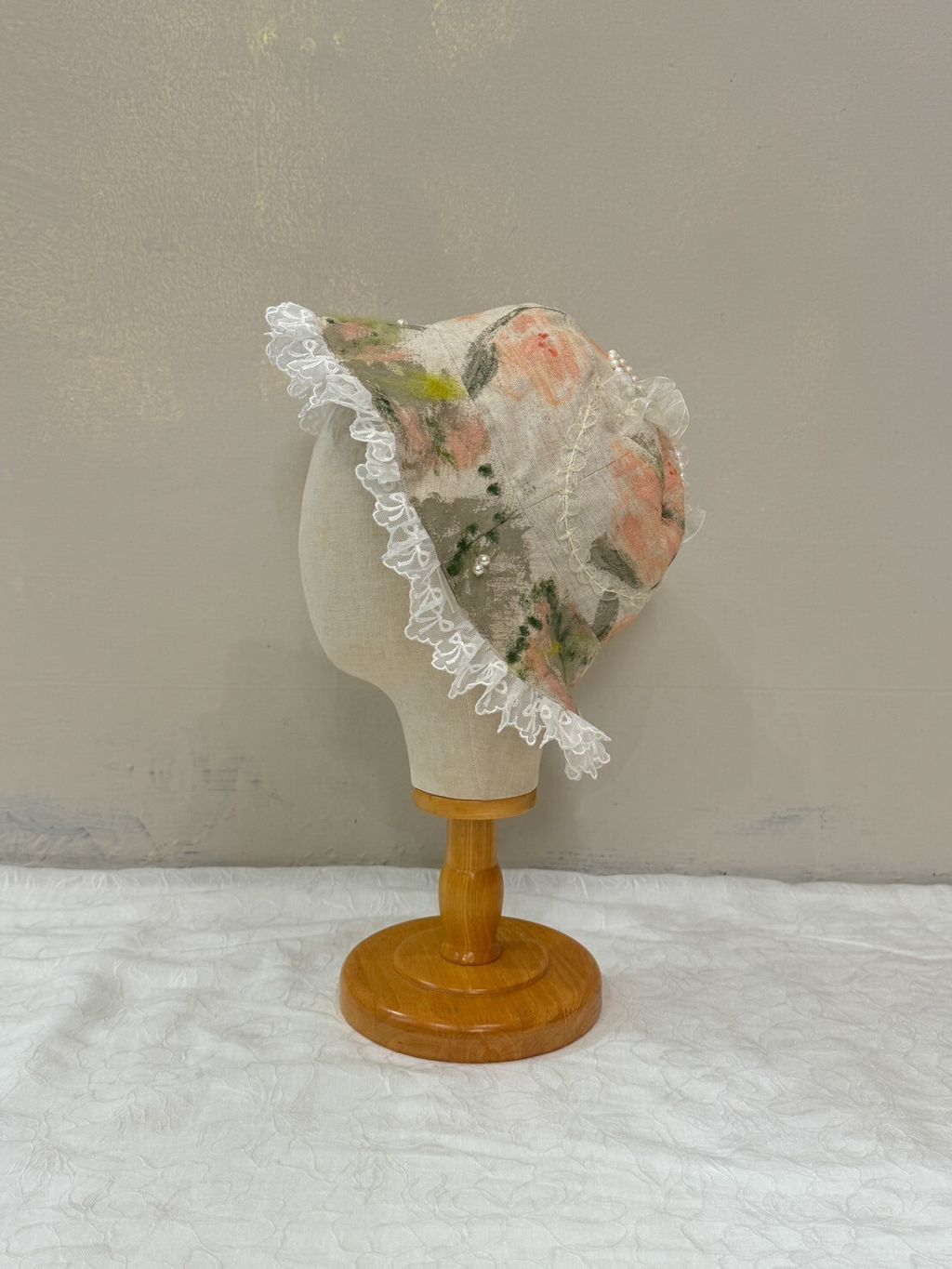 831D5036-633C-4A5F-82BE-BDB85F53A64B