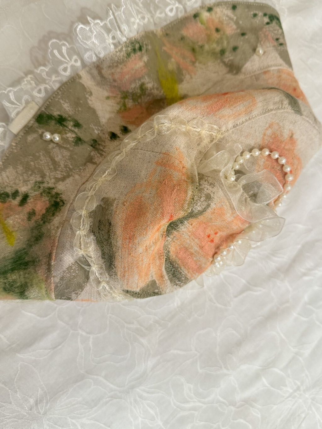 82998B83-E673-43C8-B9F1-AD10EE73DBDB