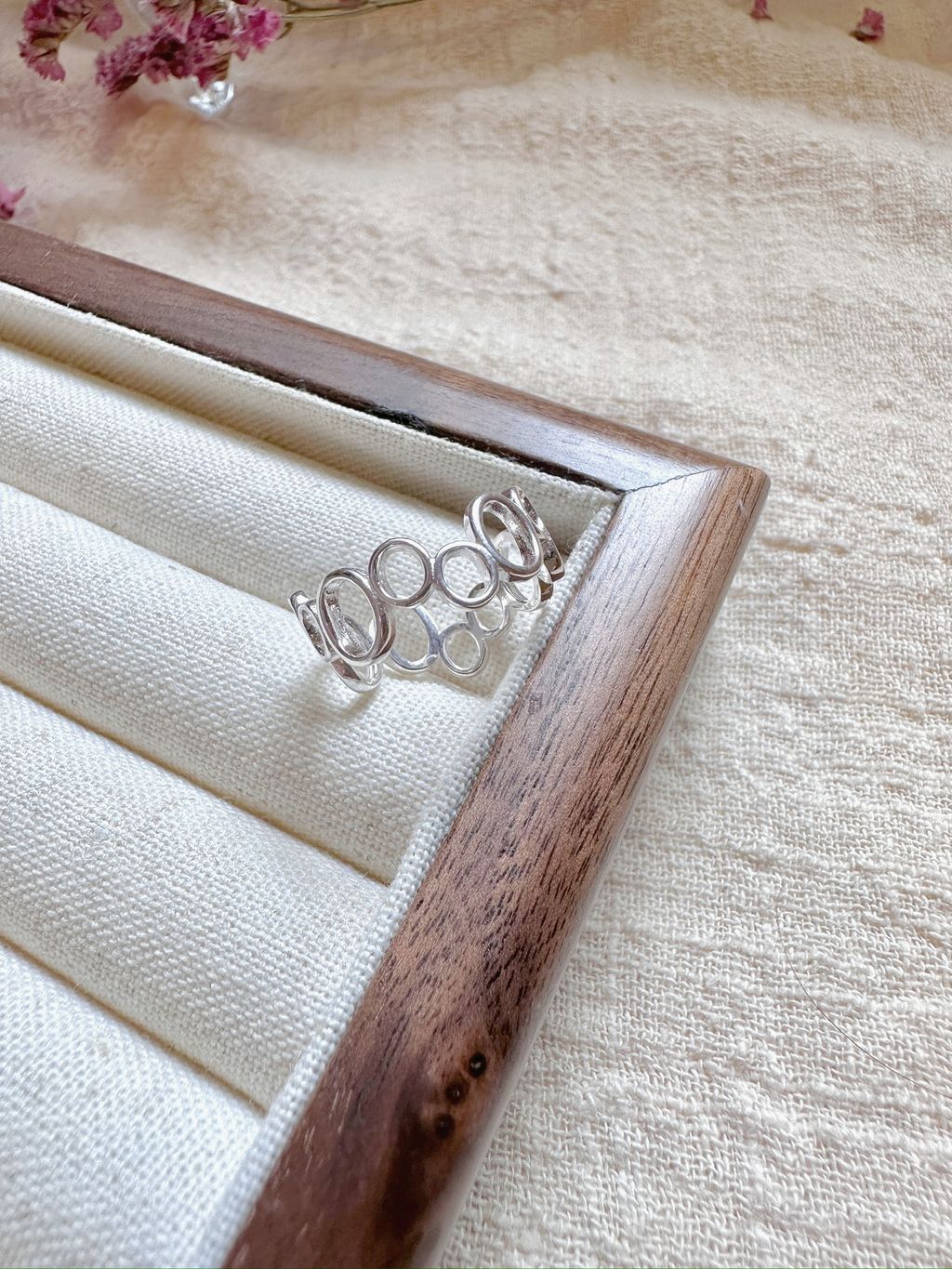 01c7381759366491e1e78f67e82a018e60861cab07