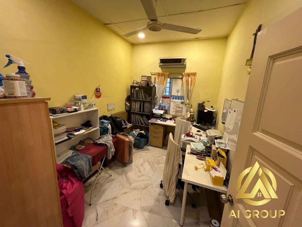 332550907_930483478085900_1346228857953280150_n