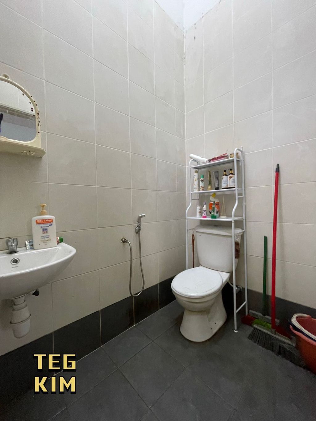 090fb1da-0f2c-44e5-b28d-66f74daab092